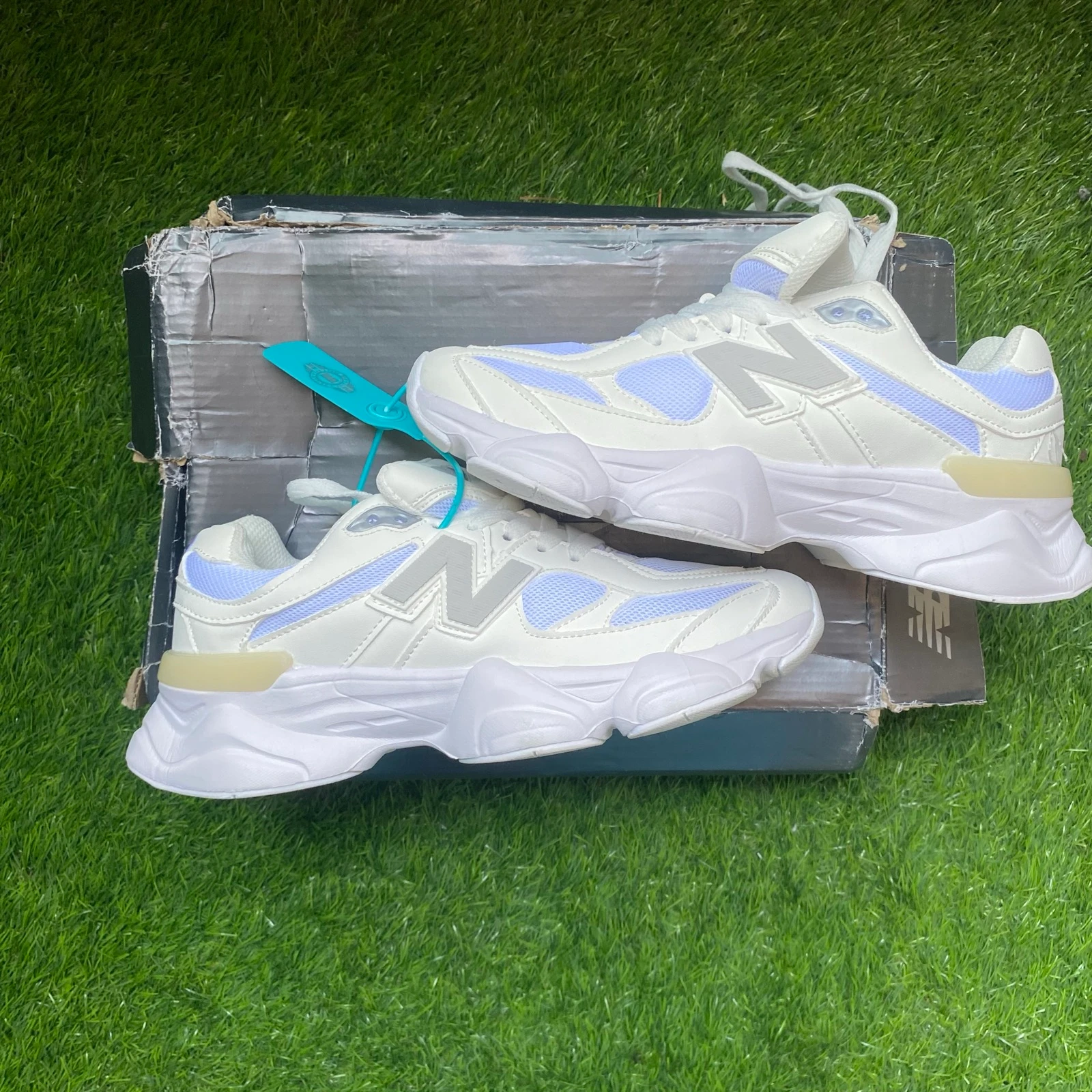 New Balance 9060 White | Size 39 | New | With Box – photo 5